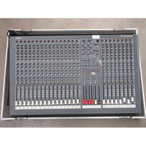 621 - A Soundcraft Spirit  LX7 Mixing Console, 24 channel in flight case (passed PAT)