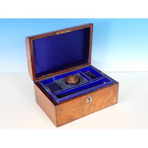 1014 - A walnut Jewel Box with inset handle