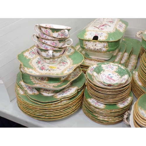 343 - A large quantity of Minton Exotic Bird patterned Dinnerware, some A/F