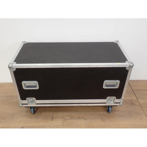 482 - A large rectangular Flight Case on wheels, 3ft 9in L x 1ft 9in W