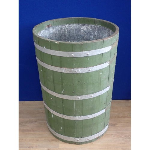 364 - A zinc lined green painted coopered Barrel 3ft 2in H