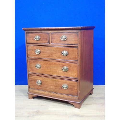 527 - A Georgian style mahogany Chest of small proportions fitted two short and three long drawers 2ft 5in... 