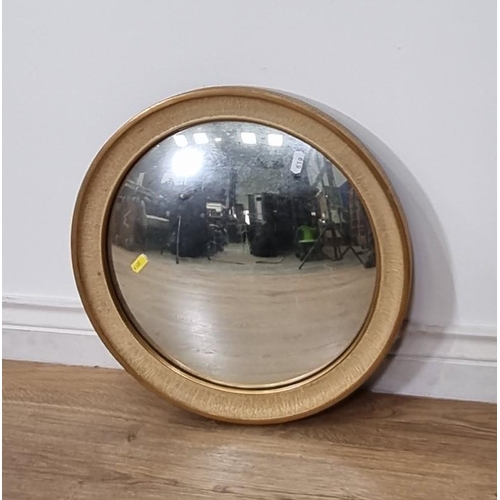 619 - A pine framed Mirror, two gilt framed Mirrors, a circular Mirror and a Print
THIS LOT IS BEING SOLD ... 