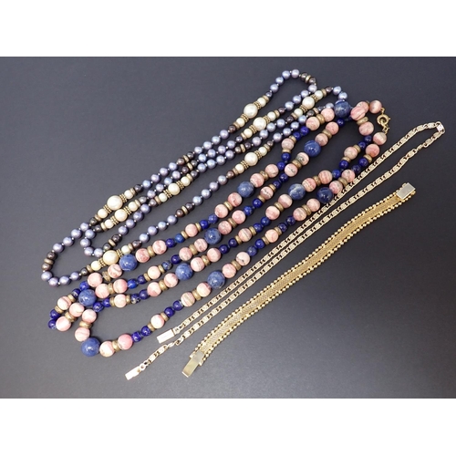 178 - An opera length string of Lapis Lazuli and Rhodochrosite Beads, a single row of Cultured Pearls in v... 