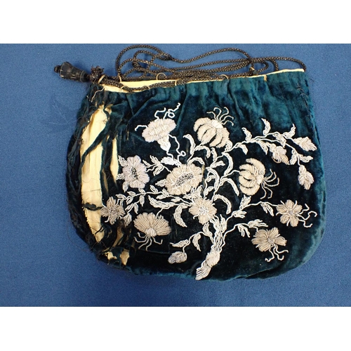 308 - A collection of antique and vintage Purses/Evening bags, mostly beaded including; a 19th Century gre... 