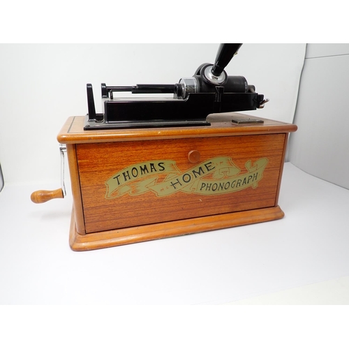 372 - A modern Thomas Home Phonograph, collectors edition by Carusso, passed PAT