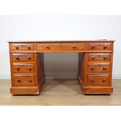 283 - A Victorian walnut pedestal Desk fitted nine drawers 4ft 6in x 2ft 5in