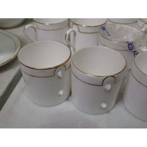 373 - A Royal Worcester 'Contessa' Dinner and Coffee  Service for eight people including Tureens (jug A/F)