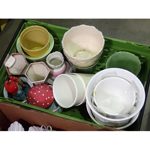 387 - Three boxes of assorted China