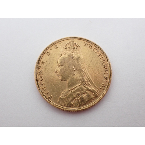 322 - Queen Victoria, Veiled Head Sovereign, 1892