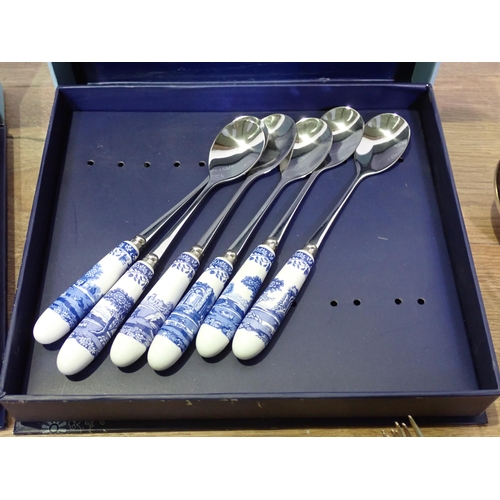 569 - Various plated Cutlery