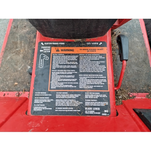 570 - A Snapper LT1533 Hydro rear discharge ride on Mower