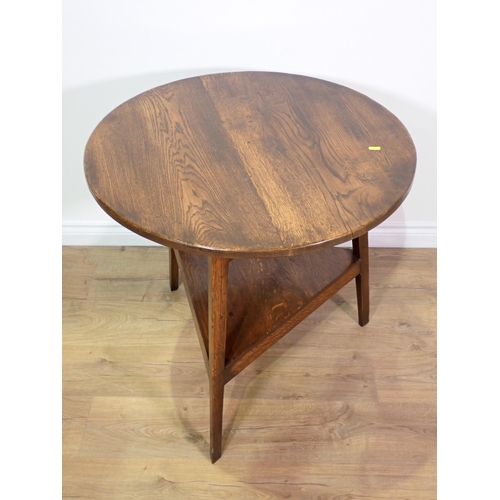 59 - An oak Cricket Table 2ft 6in D x 2ft 6in H