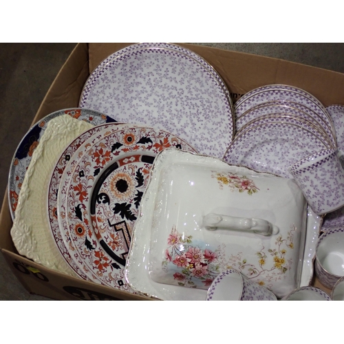 641 - A part Tea Set, a Dish and cover and a quantity of plates