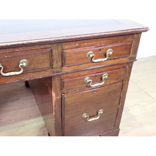 734 - A Georgian style mahogany twin pedestal Desk fitted eight drawers mounted on bracket feet 5ft W x 2f... 