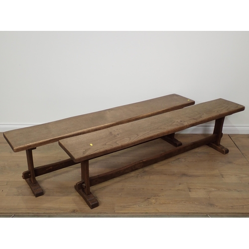 789 - An oak Refectory Table 5ft 6in L x 2ft 6in H and a pair of Benches