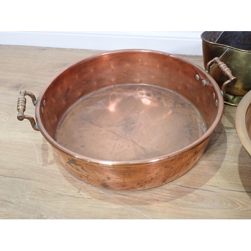 311 - An antique copper Cooking Pan, two Jugs and a Bowl