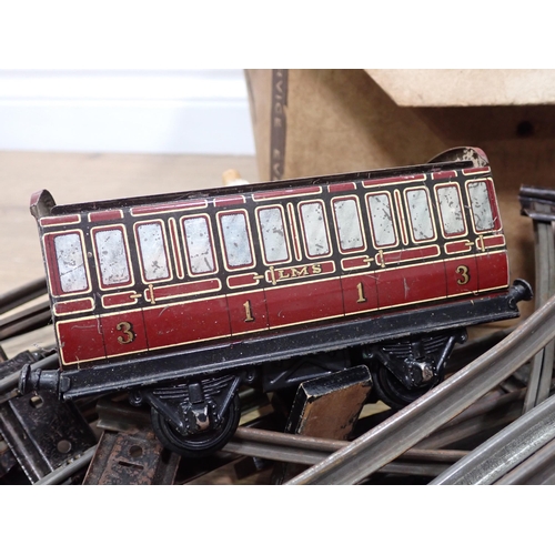 558 - A box of Hornby 0 gauge clockwork model Railway including No.1 Special Great Western Tank Locomotive... 