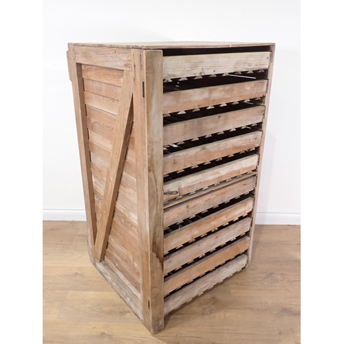 600 - A pine Apple Crate 3ft 11in H x 2ft 3in W