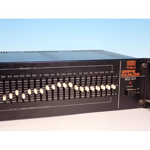 388 - A Roland Graphic Equaliser SEQ-331 (passed PAT)