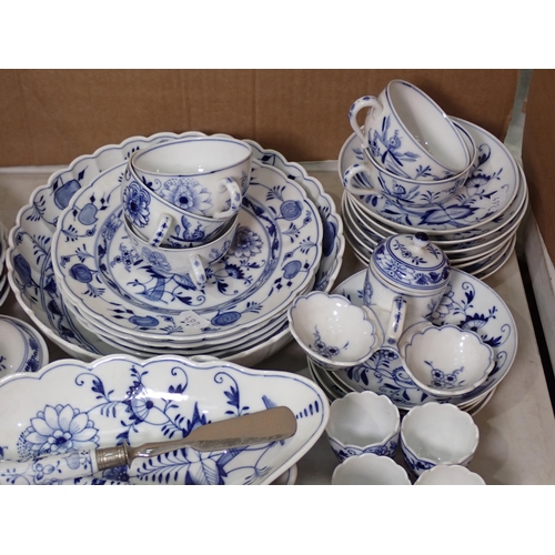 492 - A Continental blue and white Tea and Dinner service