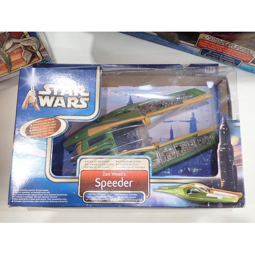 157 - A boxed Star Wars Jedi Starfighter, boxed electronic Reek Arena Battle Beast, a boxed Acklay Arena B... 