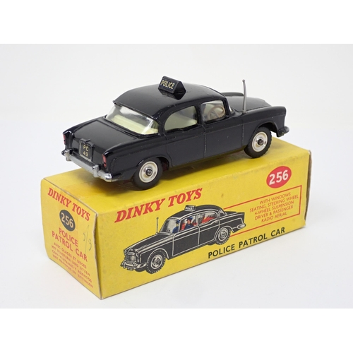 283 - A boxed Dinky Toys No.256 Police Patrol Car