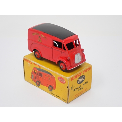 286 - A boxed Dinky Toys No.260 Royal Mail Van