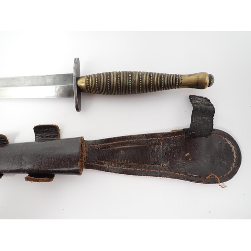 423 - Three Fairburn-Sykes type Fighting Knives