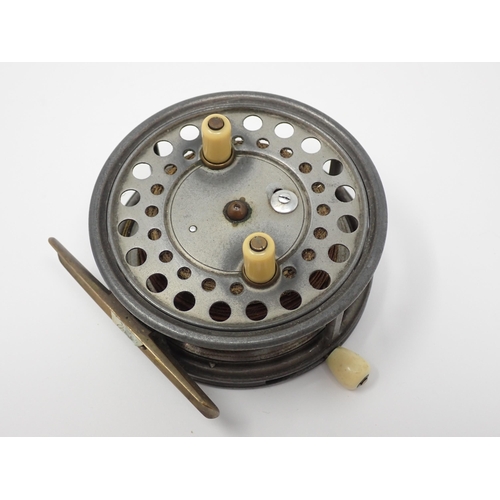 528 - A Hardy Bros. 'Silex Major' 4in Reel made by Arthur Wall