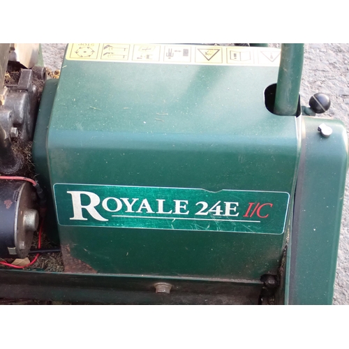 232 - An ATCO Royale 24E I/C Lawnmower (with keys)