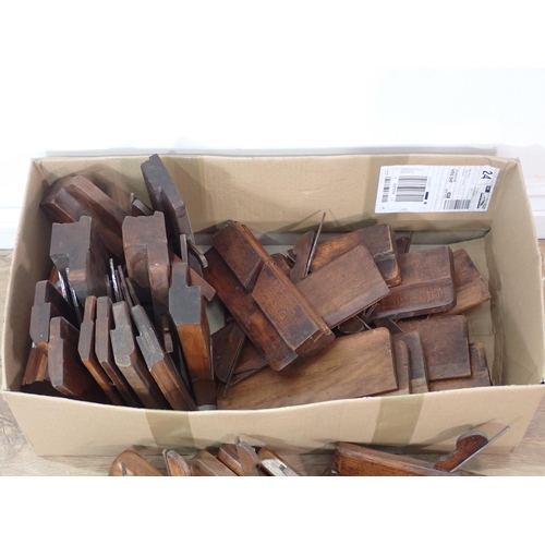 263 - A quantity of moulding planes