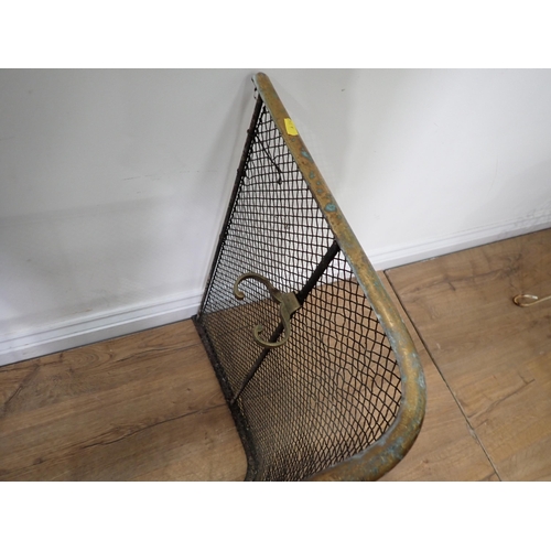 487 - A 19th Century brass and wirework Nursery Fender 4ft 2in W x 2ft 4in H