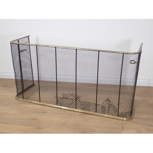 26 - A 19th Century brass and wirework Nursery Fender 4ft 4in W x 2ft 2in H