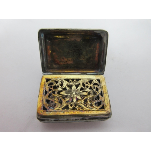 71 - A Georgian silver Vinaigrette with seaweed engraving and floral pierced grille, Birmingham circa 182... 