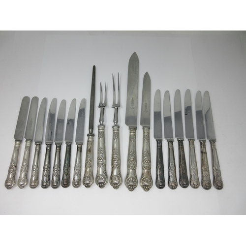 72 - A George V silver handled five piece Carving Set, Queen's pattern, London 1933, Goldsmith & Silversm... 