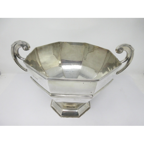 82 - An Edward VII silver octagonal large two-handled Trophy, London 1908, 1400gms, maker: Walker & Hall