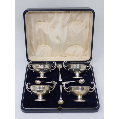 101 - A set of four George V silver two-handled circular pedestal Salts, engraved initial O, Birmingham 19... 