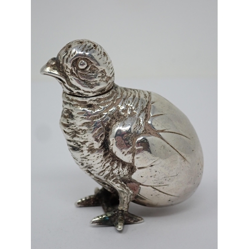 109 - An Edward VII Pepperette in the form of a chick, London 1904