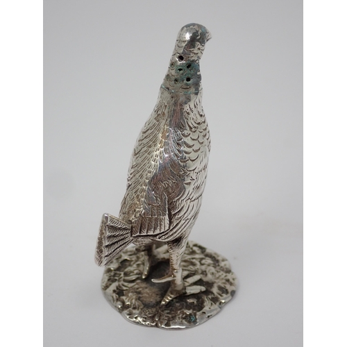 110 - A George V silver Pepperette in the form of a Fighting Cock, London 1918