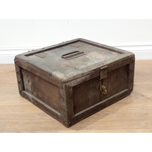 264 - A 19th Century wooden cased Egg Box with padded layers of trays, 14 1/2in W