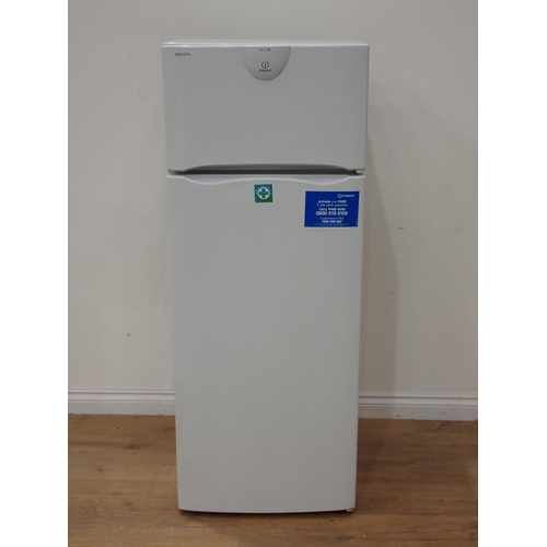 267 - An Indesit Fridge/Freezer 4ft 6in H x 1ft 10in W, passed PAT