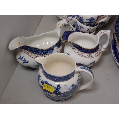 533 - A Booths Real Old Willow part Dinner Service, a Mason's Ironstone blue and white pedestal Comport et... 