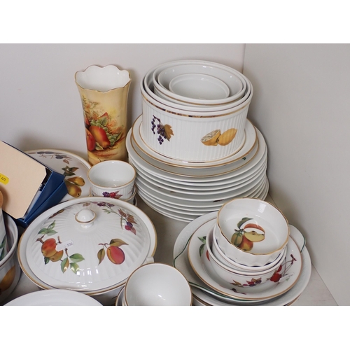 536 - A large quantity of Royal Worcester Tableware decorated fruit and an Aynsley Vase decorated fruit