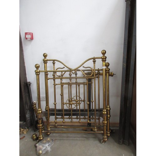 758 - A pair of brass Bedsteads with shaped tops and vertical bars, 3ft W