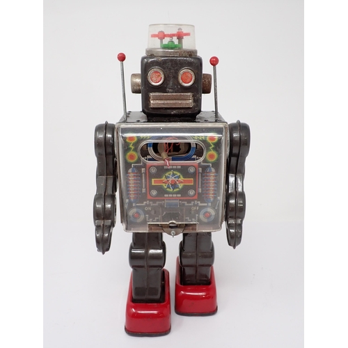 1121 - A Japanese tinplate battery operated Robot A/F