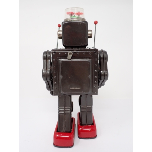 1121 - A Japanese tinplate battery operated Robot A/F