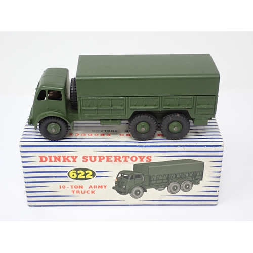 1157 - A boxed Dinky Supertoys No.622 10-ton Army Truck