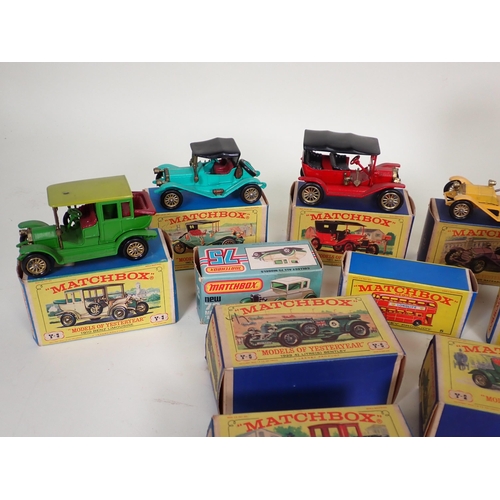 1172 - A boxed Lesney Matchbox No.5 London Bus, a boxed Matchbox 75 No.73 Model A Ford, a boxed Superfast N... 