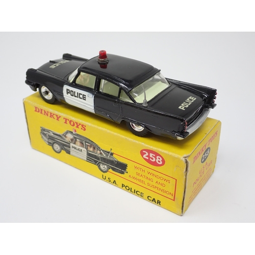 1194 - A boxed Dinky Toys No.258 U.S.A. Police Car